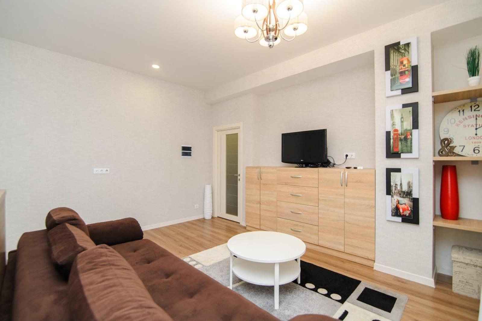 Grand Central Apartment 2 Bedrooms Chisinau Exterior foto